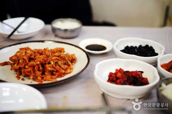 Crevettes d'eau douce frites avec goût et prix - Muju-gun, Jeonbuk, Corée (https://codecorea.github.io)
