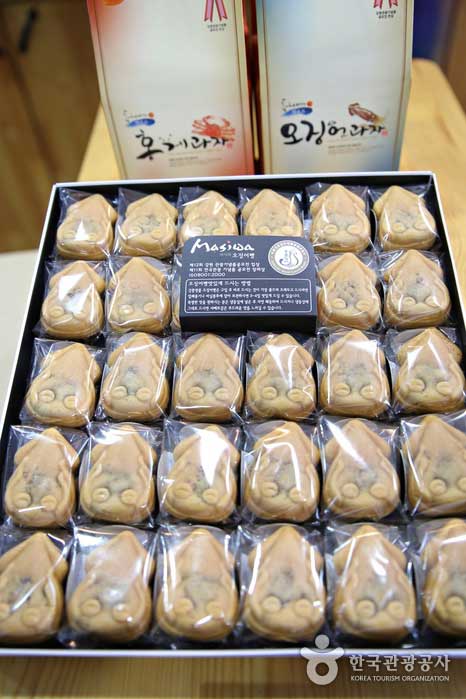 Sanftes Tintenfischbrot mit echtem Tintenfisch - Gangneung, Südkorea (https://codecorea.github.io)