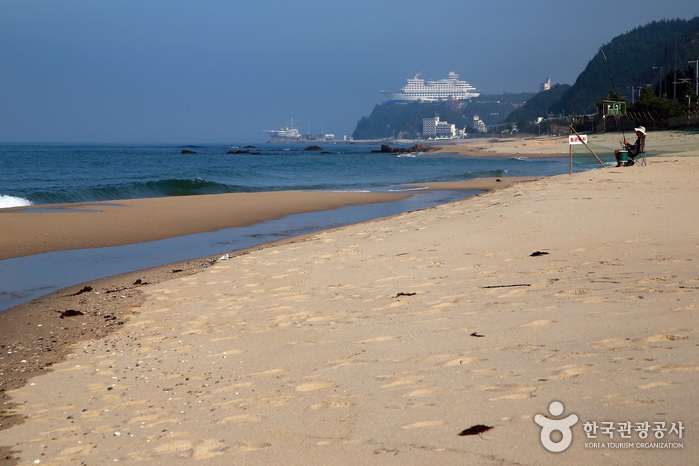 Jeongdongjin vu de la mer - Gangneung, Corée du Sud (https://codecorea.github.io)