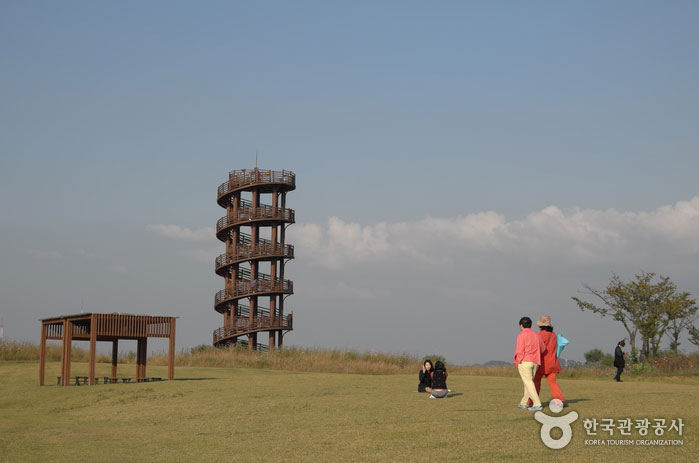 Rocking Observatory, um den gesamten Park zu sehen - Siheung, Gyeonggi-do, Korea (https://codecorea.github.io)