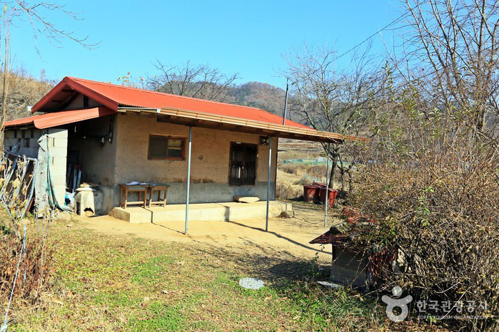 クォン・ジョンセンの家は小さいが暖かい - 安東、慶北、韓国 (https://codecorea.github.io)