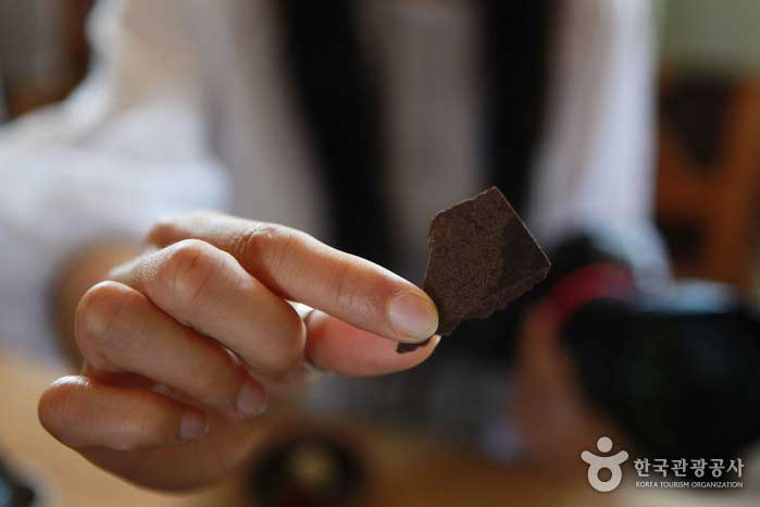 Сырой шоколад можно долго хранить путем естественного брожения - Вонджу, Канвондо, Южная Корея (https://codecorea.github.io)