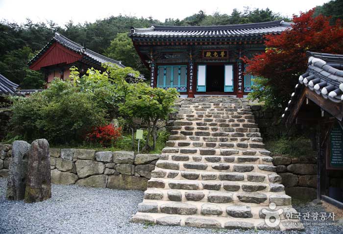 Hübsche Offenbarung, Gokseong Dorimsa - Suncheon, Jeonnam, Korea (https://codecorea.github.io)