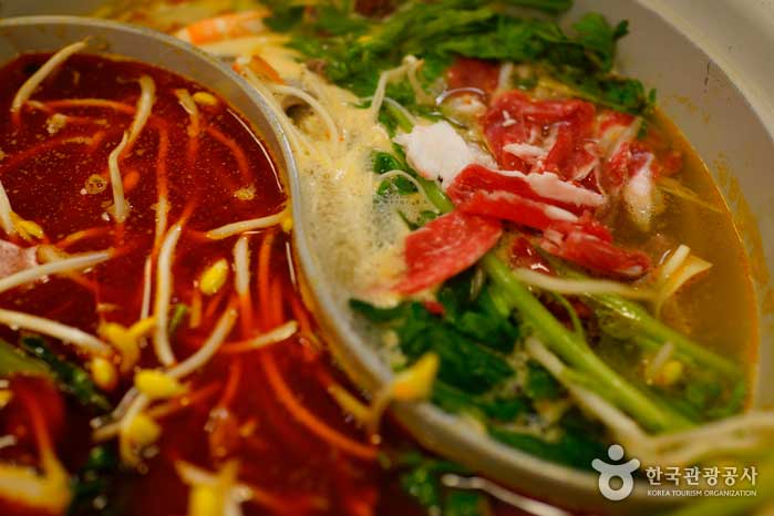 Kochen Sie es in einem Topf mit einem Fach und essen Sie es. - Yeongdeungpo-gu, Seoul, Korea (https://codecorea.github.io)
