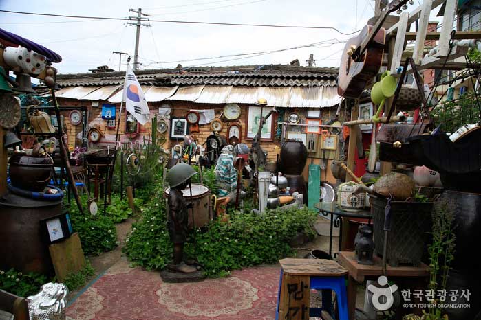 Retournez dans le passé! Gwangju Yangrim-dong Penguin Village - Nam-gu, Gwangju, Corée