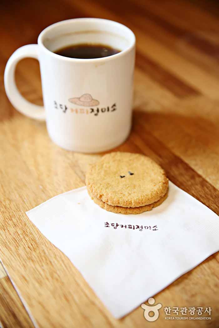 Les biscuits au café et aux haricots sont un mélange de fantaisie! - Gangneung-si, Gangwon-do, Corée (https://codecorea.github.io)