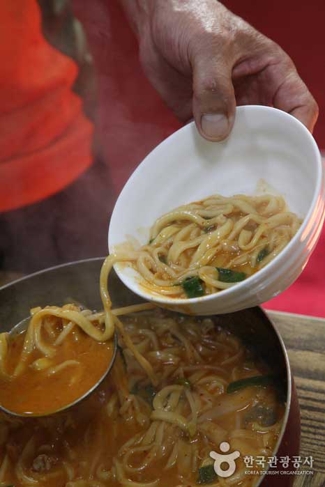 Guryongpo's specialty, Mori noodles - Pohang, Gyeongbuk, Korea (https://codecorea.github.io)