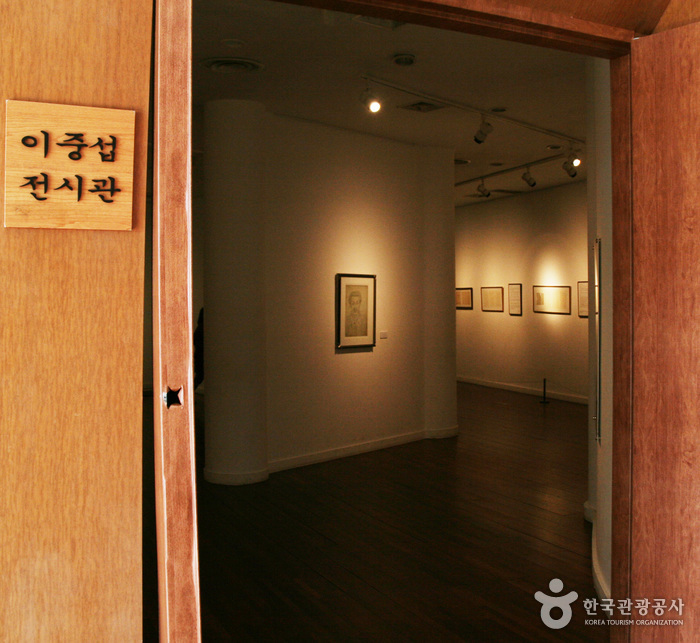 一家美術館，展出藝術家李貞se的信件和作品 - 濟州，濟州，韓國 (https://codecorea.github.io)