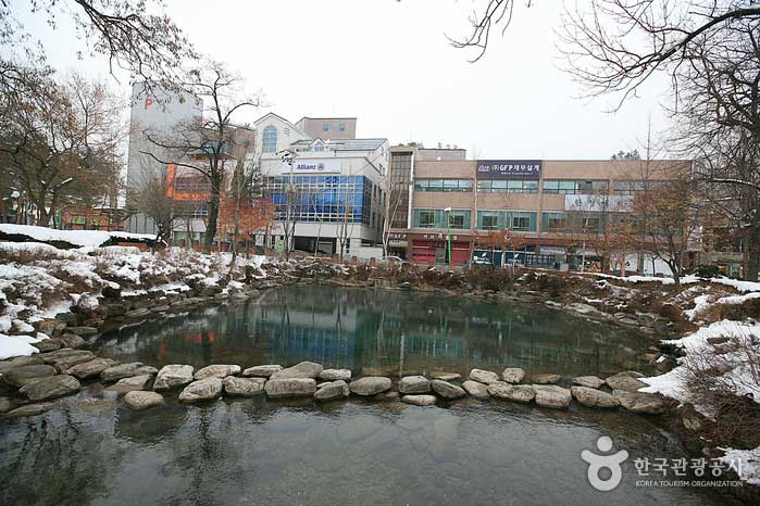 Nakdong River Herkunft, Hwangji Teich - Taebaek-si, Gangwon-do, Korea (https://codecorea.github.io)
