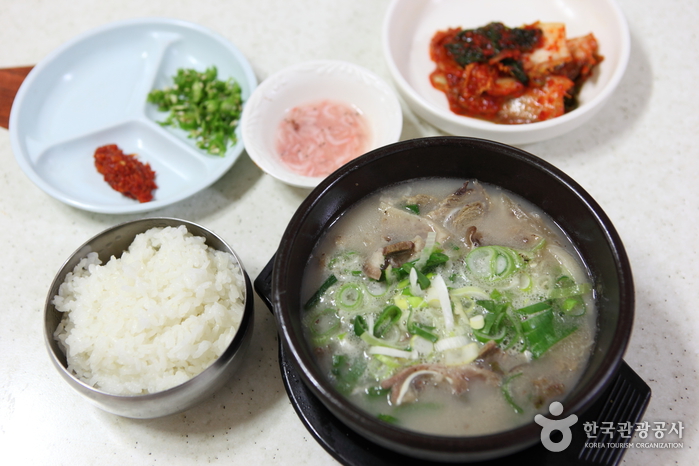 Separately rice - Yecheon-gun, Gyeongbuk, Korea (https://codecorea.github.io)