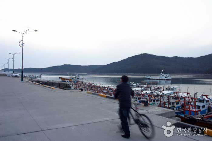 Paysages du port d'Ocheon - Boryeong, Chungnam, Corée (https://codecorea.github.io)