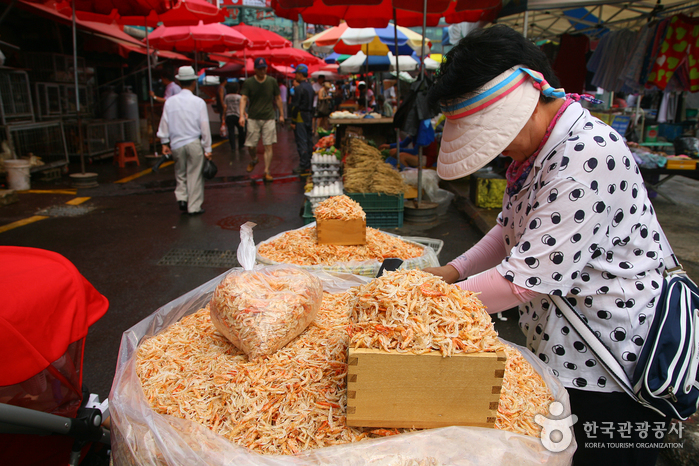 Camarones y comerciantes de cebada de la isla Ganghwa - Seongnam-si, Gyeonggi-do, Corea (https://codecorea.github.io)