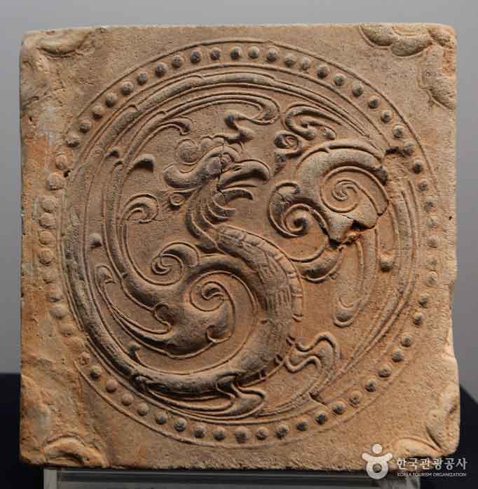 Phoenix pattern brick - Buyeo-gun, Chungcheongnam-do, Korea (https://codecorea.github.io)