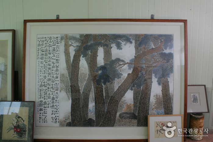 Mr. Choi Young-shik's pine tree picture - Chuncheon, Gangwon, Korea (https://codecorea.github.io)