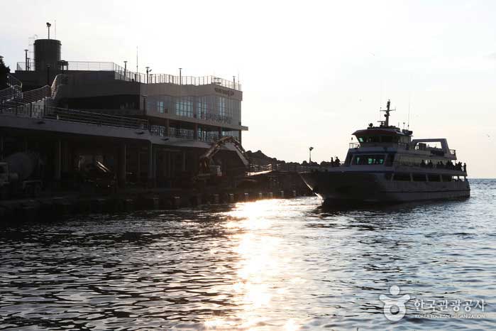 Puerto de Dodong, el mejor centro de Ulleungdo - Corea del Sur Gyeongbuk Ulleungdo (https://codecorea.github.io)