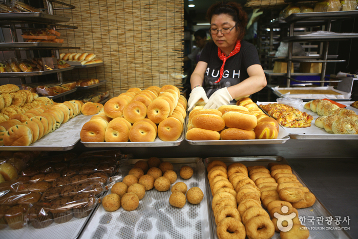 Пекарня с ароматами, которые нельзя сравнить с магазинами франшизы - Чхонджу, Чунгбук, Корея (https://codecorea.github.io)