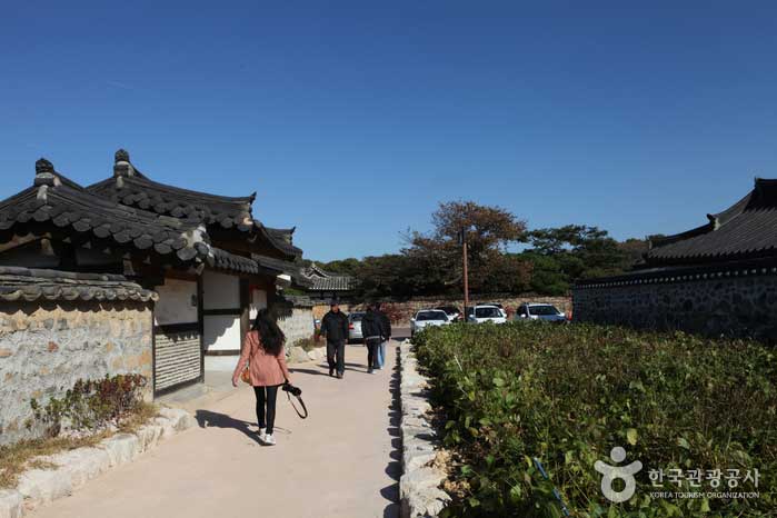 Gyeongju Gyochon Village en Gyo-dong, el hogar de los más ricos - Gyeongju, Gyeongbuk, Corea (https://codecorea.github.io)