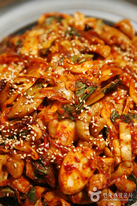 Gopchang avec gâteau de riz et vermicelles - Guri-si, Gyeonggi-do, Corée (https://codecorea.github.io)