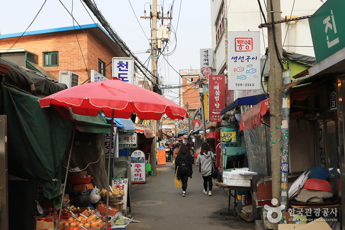 Rue de la culture alimentaire du village de Sejong - Jongno-gu, Séoul, Corée (https://codecorea.github.io)