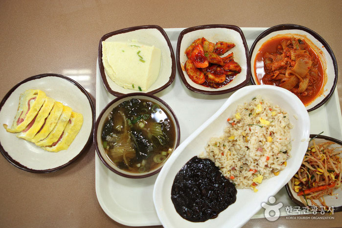 Autonomes Restaurant im Rastplatz Haengdamdo - Anseong, Gyeonggi-do, Korea (https://codecorea.github.io)