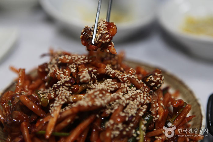 Spicy seasoning with spicy and sour sauce - Boseong-gun, Jeollanam-do, Korea (https://codecorea.github.io)
