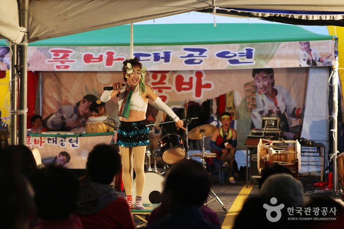 Poomba Performance - Boseong-gun, Jeollanam-do, Corea (https://codecorea.github.io)