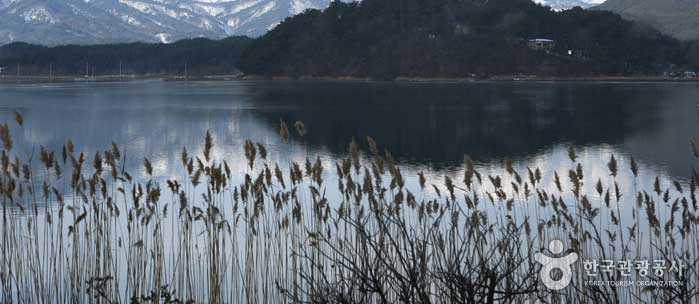 Ein Ausflug zum Goseong Drive in Gangwon-do, Gangwon-do und zum Eissee im Frühjahr - Goseong-gun, Gangwon-do, Korea