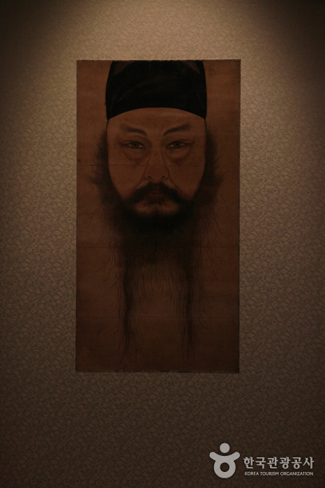 Selbstporträt von Yoon Doo-seo, einem Urenkel aus hohen Bergen - Haenam-gun, Jeollanam-do, Korea (https://codecorea.github.io)