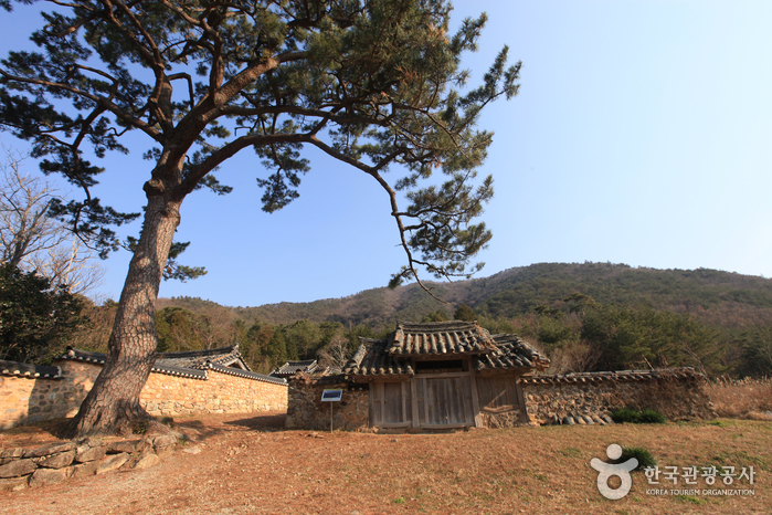 Sanctuaire alpin - Haenam-gun, Jeollanam-do, Corée (https://codecorea.github.io)