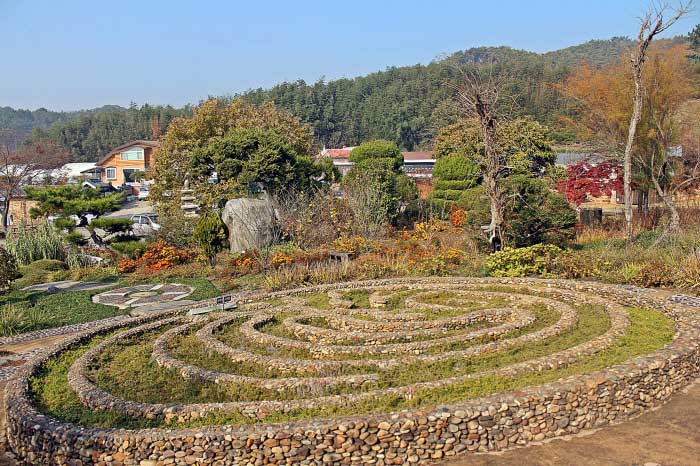 Seocheon Bizarre Experience Village - Seocheon-gun, Chungcheongnam-do, Corée (https://codecorea.github.io)