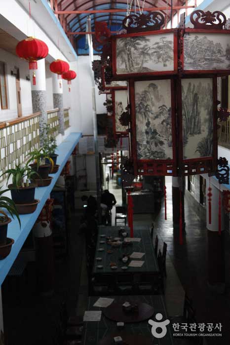 Binhaiyuan zeigt chinesisches Interieur - Gunsan-si, Jeollabuk-do, Korea (https://codecorea.github.io)