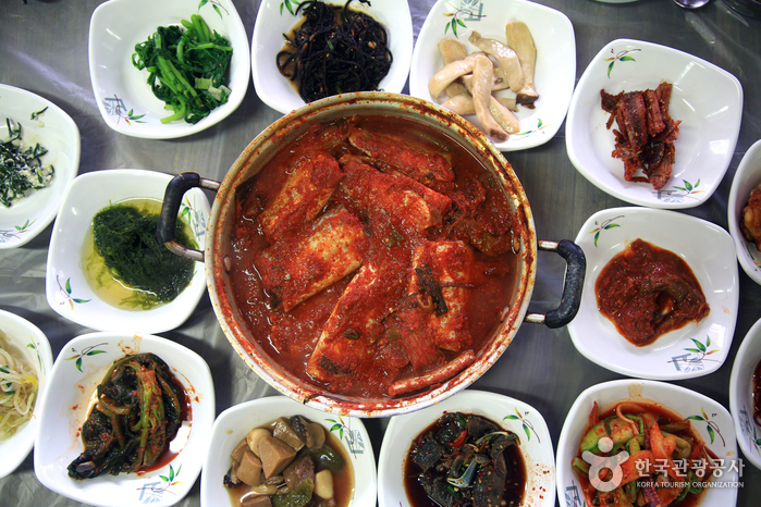 Restaurante de pastizales - Mokpo-si, Jeollanam-do, Corea (https://codecorea.github.io)