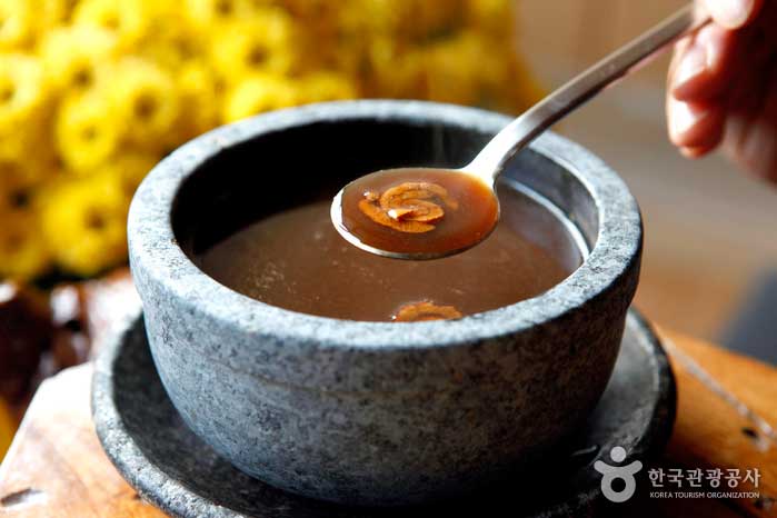 Soupe de jujube au goût riche - Jeongeup-si, Jeollabuk-do, Corée (https://codecorea.github.io)