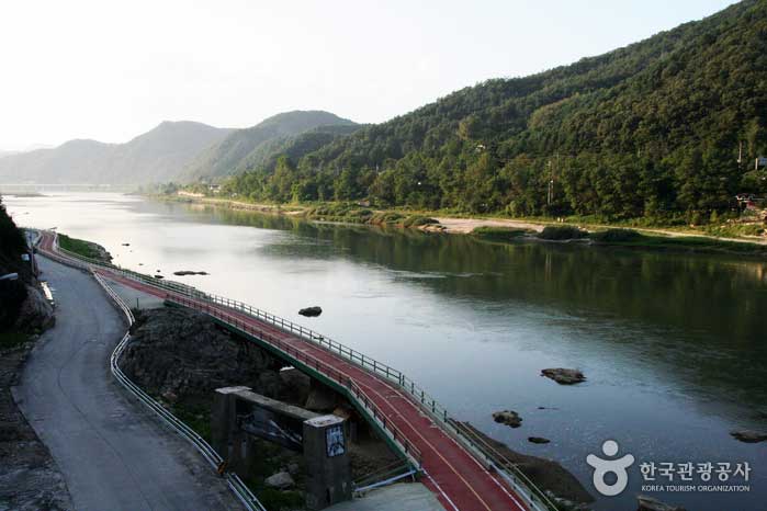 Gangchon, wo grüne Natur und verschiedene Spiele nebeneinander existieren - Chuncheon, Gangwon, Korea (https://codecorea.github.io)