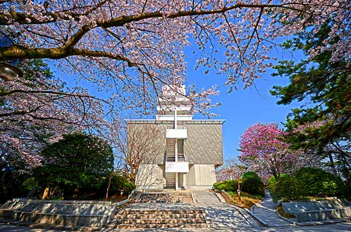 Jinhae Aussichtspunkt Jinhae Tower - Changwon, Gyeongnam, Südkorea (https://codecorea.github.io)