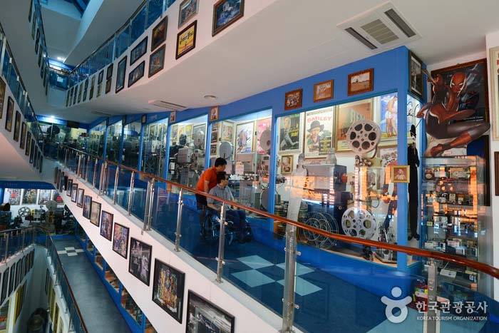 Inside the movie museum - Pyeongchang-gun, Gangwon-do, Korea (https://codecorea.github.io)