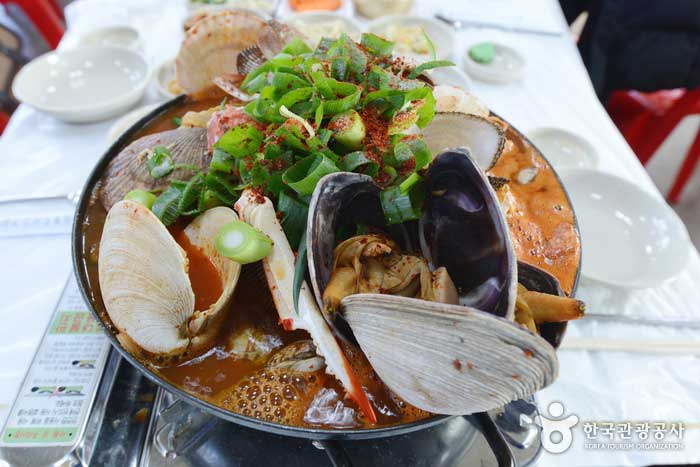 Суп из моллюсков - Taean-gun, Чхунчхон-Намдо, Корея (https://codecorea.github.io)
