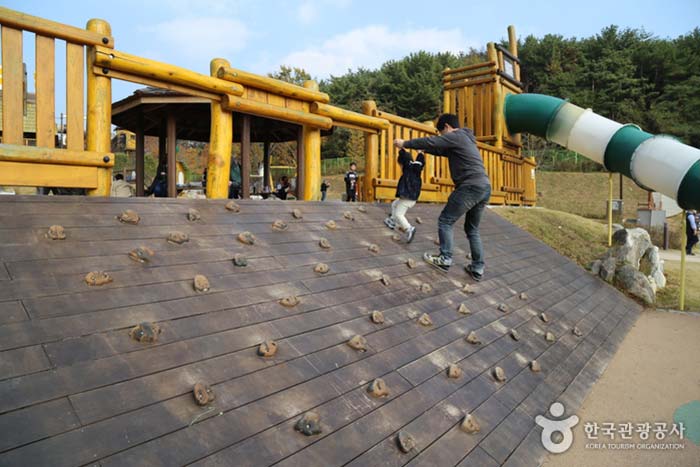 Parque de atracciones Aventura Gaya Musa - Gimhae, Gyeongnam, Corea del Sur (https://codecorea.github.io)