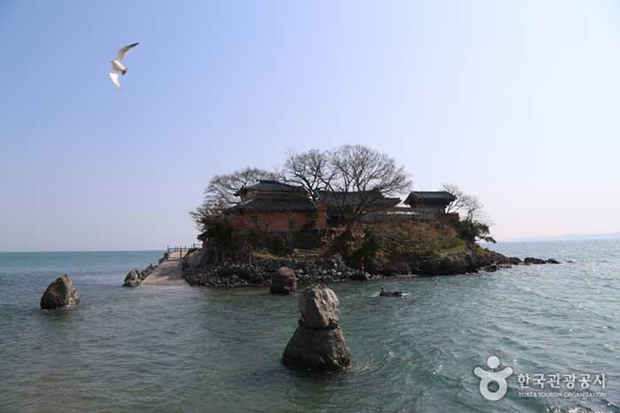Gwanwolam, marée haute - Seosan-si, Chungcheongnam-do, Corée (https://codecorea.github.io)
