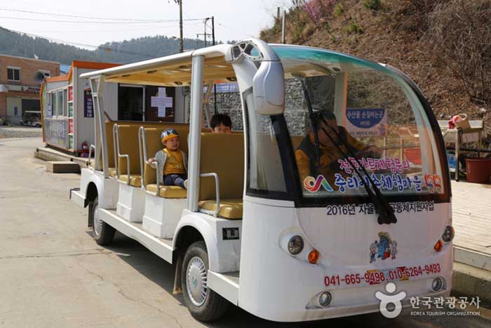 Chariot électrique pour le mouvement des marées - Seosan-si, Chungcheongnam-do, Corée (https://codecorea.github.io)