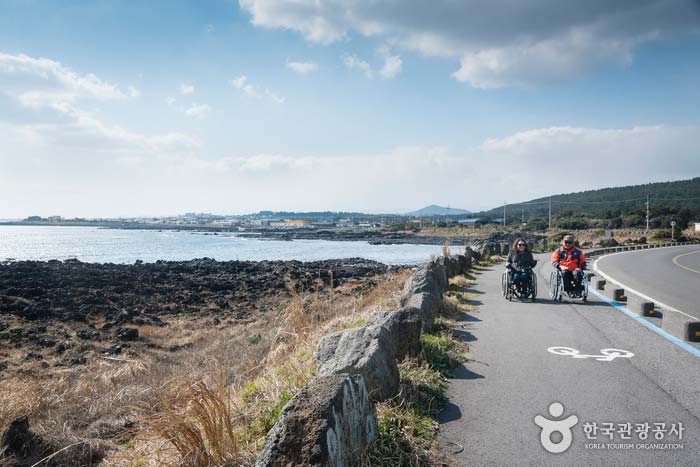 Jeju Olle-Gil 4 Kurs entlang des Meeres - Jeju, Korea (https://codecorea.github.io)