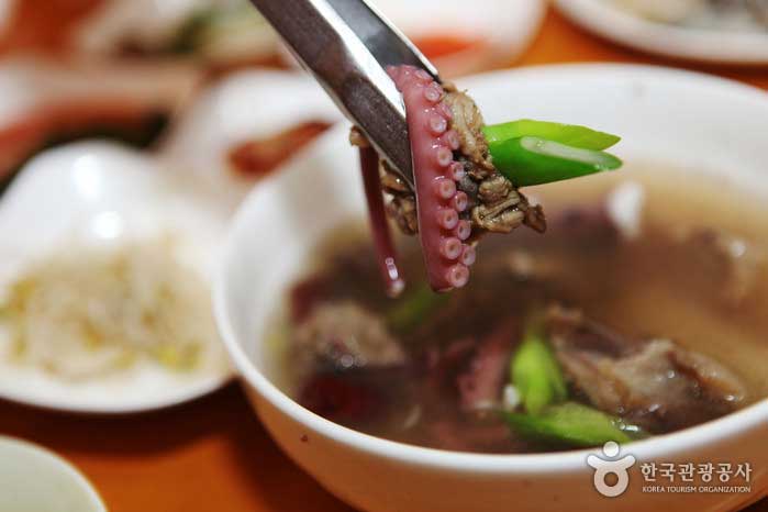 Gal Nak-tang is one of Yeongam's delicacies. - Yeongam-gun, Jeonnam, Korea (https://codecorea.github.io)