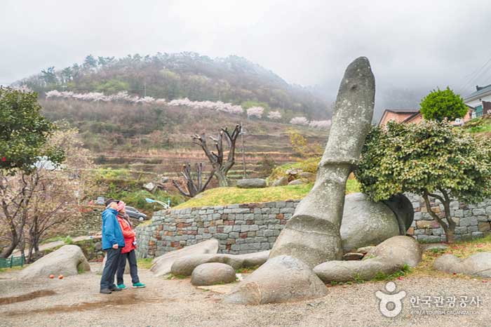Die schönste Felsformation in Korea - Namhae-gun, Gyeongnam, Südkorea (https://codecorea.github.io)
