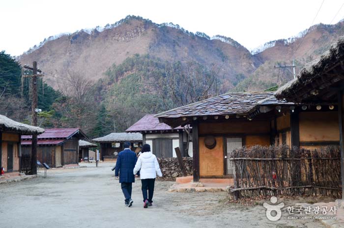 Village de la mine d'or de Cheonpo - Jeongseon-gun, Gangwon-do, Corée (https://codecorea.github.io)