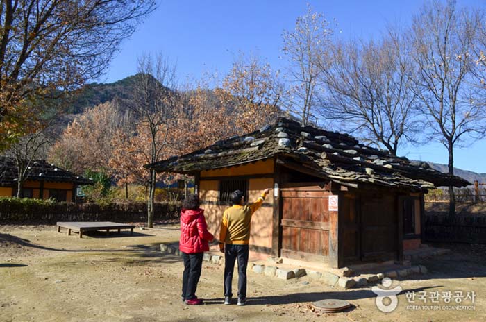 Gulpijip, la maison traditionnelle de Jeongseon - Jeongseon-gun, Gangwon-do, Corée (https://codecorea.github.io)