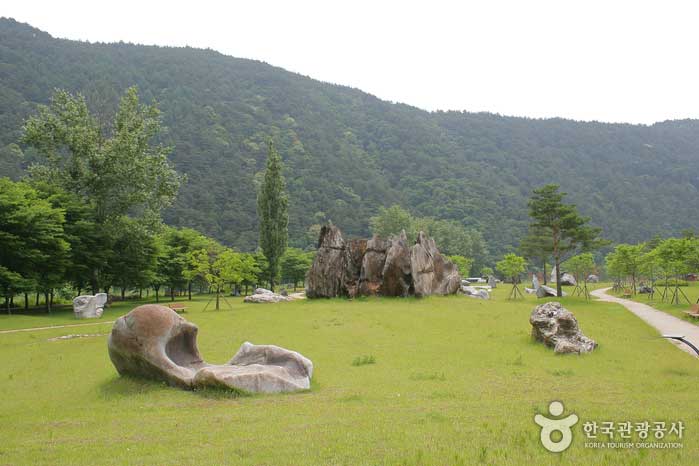 Parc de la rivière Pyeongchang-eup Pyeongchang - Pyeongchang-gun, Gangwon-do, Corée (https://codecorea.github.io)