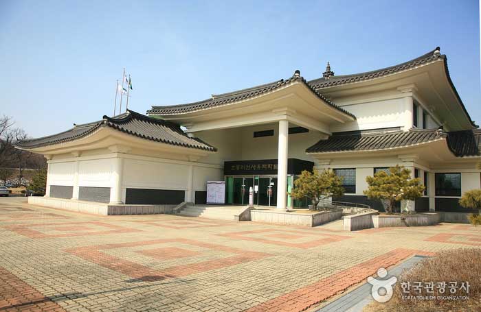 Museo de historia de Jodong-ri - Chungju, Chungbuk, Corea del Sur (https://codecorea.github.io)