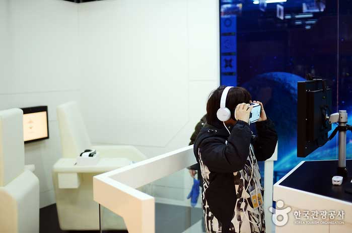 Experiencia de realidad virtual para cumplir con la realidad virtual de 360 grados - Mapo-gu, Seúl, Corea (https://codecorea.github.io)