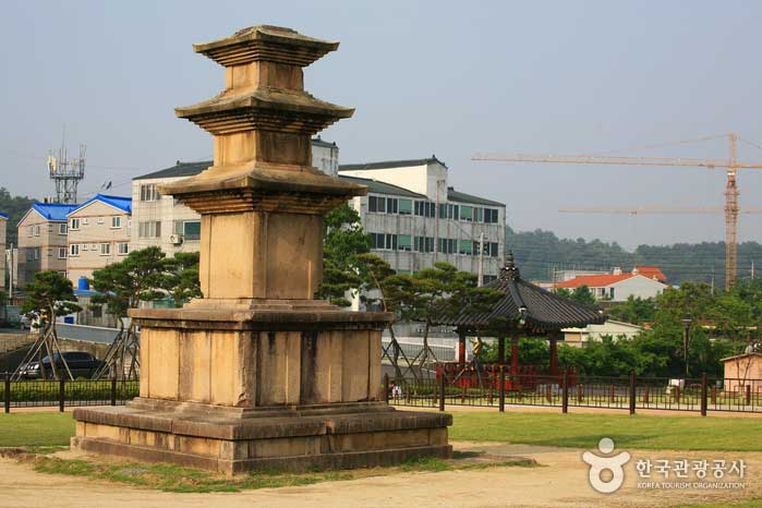 Trésor national n ° 34 - Changnyeong-gun, Gyeongnam, Corée (https://codecorea.github.io)