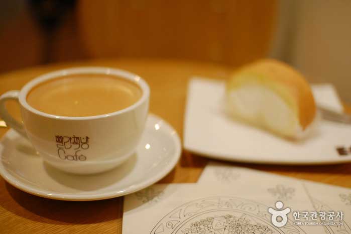 Не пропустите кофе и десерты - Мапо-гу, Сеул, Корея (https://codecorea.github.io)